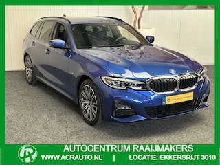 BMW 3-serie TOURING 330e xDRIVE 4x4 PHEV HIGH EXECUTIVE M PAKKET LEDER/ALCANTARA NAVIGATIE CRUISE CONTROL PANORAMA SCHUIF/KANTELDAK APPLE CARPLAY/ANDROID KEYLESS GO UITKLAPBARE TREKHAAK PDC ZEER MOOI !! 3010