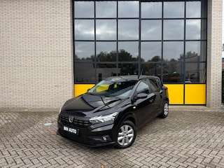 Dacia Sandero Automaat, 4 seizoenen banden, stoelverwarming & full led koplampen