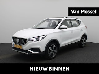 MG ZS EV Luxury 45 kWh | LEER | PANO-SCHUIFDAK | CAMERA | STOELVERWARMING