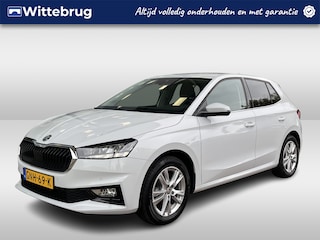 Skoda Fabia 1.0 TSI Business Edition / 16'' LMV / Verwarmbare voorstoelen / Carplay / Achteruitrij camera