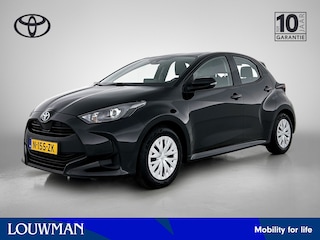 Toyota Yaris 1.5 Hybrid Active | 1e Eigenaar | Dealer Onderhouden | BTW'er | Apple Carplay / Android Auto |