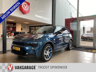 Lynk & Co 01 1.5 6.6kw laadvermogen!!,Automaat,Panoramadak/360° Camera/Keyless/Sfeerverlichting/Lane assist/Adaptive Cruise Control/Navigatie/Apple Carplay/Spraakbediening,Climate control/Stoelverwarming/Dodehoek detectie/Elektrisch sluitende achterklep/Elektrisch ver