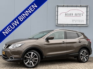 Nissan Qashqai 1.2 Tekna Panoramadak/Trekhaak/Navigatie.