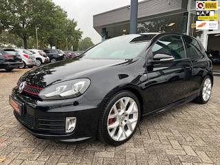 Volkswagen Golf 2.0 GTI Edition 35, Speciale uitvoering