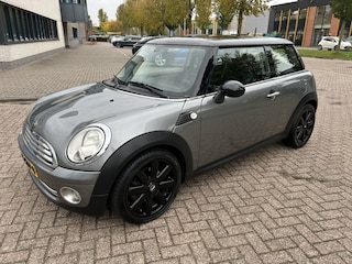 Mini Cooper 1.6 Bns Line 120PK AIRCO CRUISE NAP!