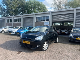 Mitsubishi Space Star 1.2 Intense Automaat/Navigatie/Cruise/Climate/ 1e eigenaar NAP!