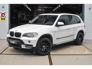 BMW X5 xDrive30i *Youngtimer* *Pano | Leder | 272 pk | Navi | Climate Control | Parkeersensoren | 20 inch*