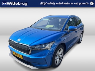 Skoda Enyaq iV 80 204pk Panoramadak / Navigatie / Trekhaak / Camera  / Interieur voorverwarming