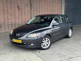 Mazda 3 2.0 S-VT Kintaro Sport (CRUISE, PARKEERSENSOREN, AFNEEMBARE TREKHAAK, AIRCO, XENON, MULTIMEDIA, NL-AUTO)