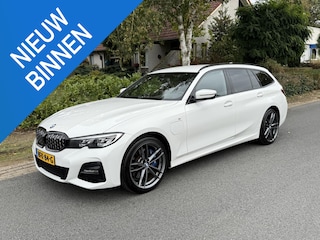 BMW 3-serie Touring 330e M-Sport 292PK Trekhaak•Leder