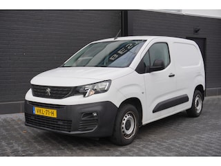 Peugeot Partner 1.2 PT 110PK Benzine! EURO 6 - Airco - Navi - Cruise - €12.499,- Excl.