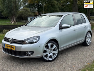 Volkswagen Golf 1.2 TSI Highline Team Edition|5-Deurs|Airco|Navi|Sensoren