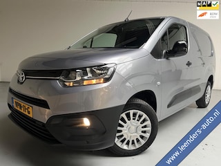 Toyota Proace City L2H1 1.5 D-4D 130PK euro6 Live Long, Airco, Trekhaak 1200KG, Navigatie, Grijs Metallic, RIJKLAARPRIJS!