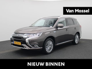 Mitsubishi Outlander 2.4 PHEV Intense+ | Climate Control | Apple Carplay / Android Auto | Panoramadak | Stoelverwarming | Stoelverwarming | Achteruitrijcamera | Lichtmetalen Velgen |