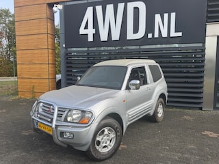 Mitsubishi Pajero 3.2 Di-D GLS HR VAN / AIRCO / CRUISE / 4WD H/L GEARING EXPORT PRICE € 3.699 MARGE CAR WITH GOOD FUEL POMP /  ONLY FOR EXPORT  BUSSINESS