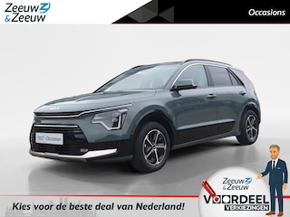 Kia Niro 1.6 GDi Hybrid DynamicPlusLine | Trekhaak | Stoel en stuurverwarming | Schuifdak | Parkeersensoren voor en achter | Adaptieve cruise control | Navigatie | Camera | Verbruik 1 op 20!