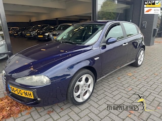 Alfa Romeo 147 1.6 T.Spark Veloce Distinctive