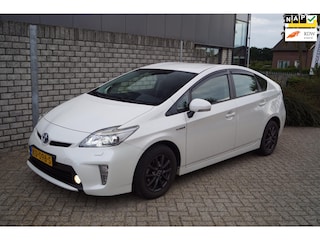 Toyota Prius 1.8 Comfort Hybride Navi Head-Up Clima Cruise Camera LMV Half Leder Led Verlichting JBL Sound ENZ.