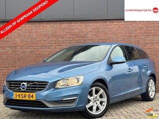 Volvo V60 1.6 T3 Kinetic | NL-AUTO! | 1E EIG! | DEALER OH!