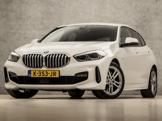 BMW 118i M Sport High Executive Automaat (APPLE CARPLAY, M PAKKET, GROOT NAVI, LEDER, STOELVERWARMING, SPORTSTOELEN, LANE ASSIST, CRUISE, DAB+, NIEUWSTAAT)