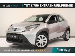 Toyota Aygo 1.0 VVT-i MT Play | Airco | Camera | Adaptieve cruisecontrol | AppleCarplay AndroidAuto Navigatie |