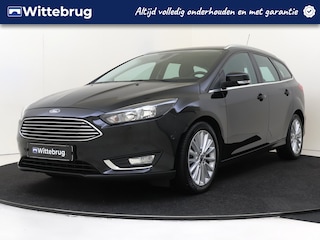 Ford Focus Wagon 1.0 Titanium | Parkeerhulp voor en achter | Navigatie | Keyless Start | Clima |