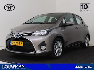 Toyota Yaris 1.5 Hybrid Dynamic | LM velgen |