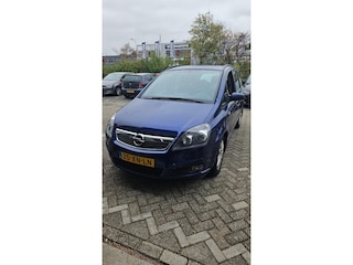 Opel Zafira 2.2 Temptation | 7 Persoons | Camera [Motor in Noodloop] Zo meenemen