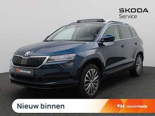 Skoda Karoq 1.5 TSI ACT Business Edition 150PK DSG Pano-Schuifdak, Canton Audio, Keyless, Memorystoel, Adaptieve Cruise Control, Achteruitrijcamera, Side Assist, Navi, Stoelverwarming, Voorruitverwarming, 18" LM Velgen