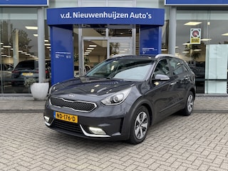 Kia Niro 1.6 GDi Hybrid First Edition Garantie tot 18-01-2027! Half Leer Trekhaak info: M.Safari 0492588976