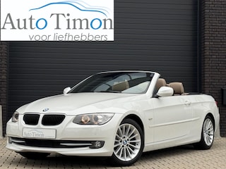 BMW 3-serie E93 LCI 320d Cabriolet High Executive Aut.-6 | 73.755 km.! | 2e eigenaresse | 100% dealer-onderhouden | Youngtimer | Bijtellingsvriendelijk! |