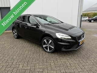 Volvo V40 1.5 T3 Polar+ Sport|Pano|17"|