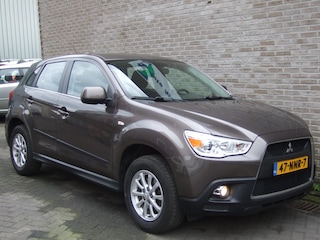 Mitsubishi ASX 1.6 Intro Edition ClearTec - 1e eig! - Parrot -