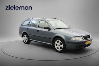 Skoda Octavia Combi 1.6 Celebrate - Clima, Cruise, Trekhaak