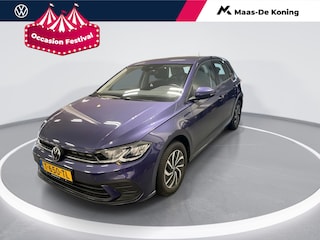 Volkswagen Polo 1.0 TSI 95pk Life · Apple/Android Car Play · Camera · Stoelverwarming · Airco · Navigatie · Keyless · 15'' Inch · Garantie t/m 11-09-2027 of 100.000km