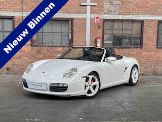 Porsche Boxster Boxster 2.7 245pk 2006 YOUNGTIMER Motor zit vast !!