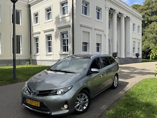 Toyota Auris Touring 1:28!! 1.8 Hybrid PANORAMADAK Top 5 editie