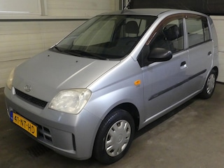 Daihatsu Cuore 1.0-12V Tokyo - Automaat - 5 deurs - Weinig KM NAP!
