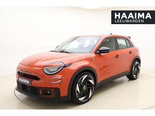 Abarth 600 Turismo 54 kWh | 20'' lichtmetalen velgen | Sabelt sportstoelen | Zwarte hemelbekleding | Alcantara sportstuur | Sperdifferentieel | Uit voorraad leverbaar!