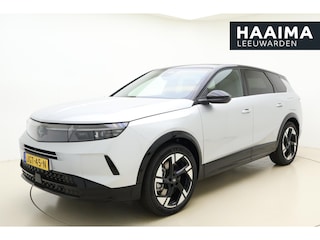 Opel Grandland 1.6 Turbo Plug-in-Hybrid GS | 7.4 KW boardlader | Rondomzicht camera | LED matrix | 20'' lichtmetalen velgen | Panoramadak | AGR stoel | Elektrische achterklep