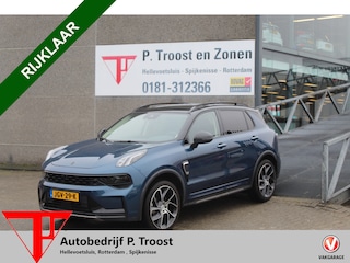 Lynk & Co 01 1.5 Panoramadak/360° Camera/Keyless/Lane assist/Adaptive cruise control/Navigatie/Apple carplay/Climate control/Stoelverwarming/Dodehoek detectie/Elektrisch sluitende achterklep/Elektrisch verstelbare stoel met geheugen/Multifunctioneel stuurwiel