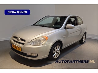 Hyundai Accent 1.4i Dynamic - Automaat - Airco - NAP