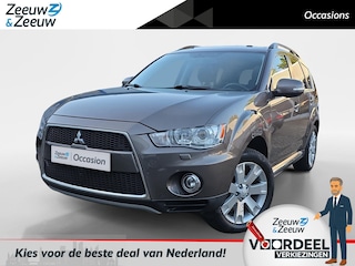 Mitsubishi Outlander 2.4 Edition Two | 7 zits | Trekhaak | Achteruitrijcamera | Lederen bekleding | Stoelverwarming | Schuifdak |12 maanden garantie! |
