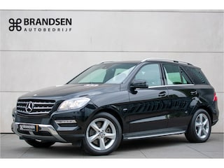Mercedes-Benz M-klasse 350 Luchtvering-Trekhaak-Navi-19"-