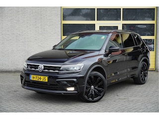 Volkswagen Tiguan 1.5 TSI 150PK! Automaat 2X R-Line BJ2020 Lmv 20" | Led V+A | Pdc | Navi | Keyless | Elek. trekhaak/achterklep | Verwarmd voorruit | Achteruitrijcamera | App-Connect | Dyn Audio | Virtual cockpit | Elek. stoelen+ Mem | Leder bekleding|Verwarmde voorstoelen
