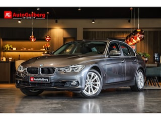 BMW 330e Centennial High Executive Sportstoelen Vol Leder zwart Verwarmd, Navi Prof, Hifi, Lmv.