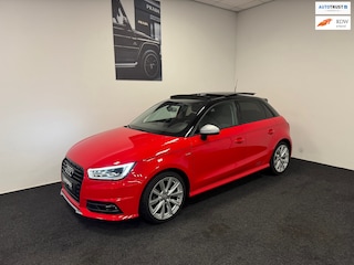 Audi A1 Sportback 1.0 TFSI S-Line // Keyless // Pano