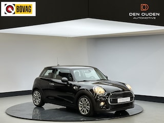 Mini Cooper 1.5 17'' LM Velgen | Apple Carplay | Navigatie | Cruise | Complete onderhouds hist