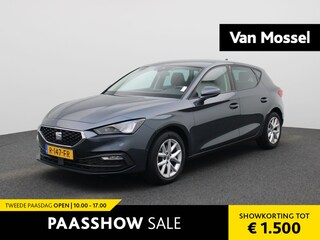 Seat Leon Sportstourer 1.0 eTSI Style Business Intense | Apple Carplay/Android Auto | Climate Control | Camera | Trekhaak | Lichtmetalen Velgen |
