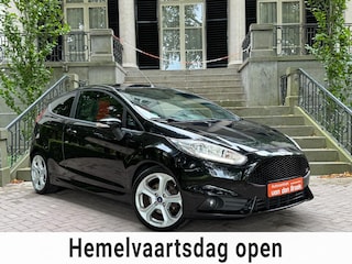 Ford Fiesta 1.6 ST2 182Pk Navi Camera Leder Cruise Climate Ctr Stoelverwarming Full Options
